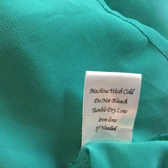 Charming Charlie Brand Sleeveless Crepe Top Sz L - Picture 5 of 10